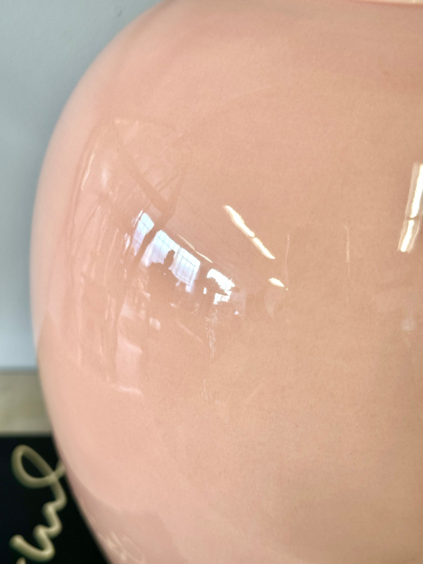 Vintage 1980s Royal Haeger Deco Style Peach Vase