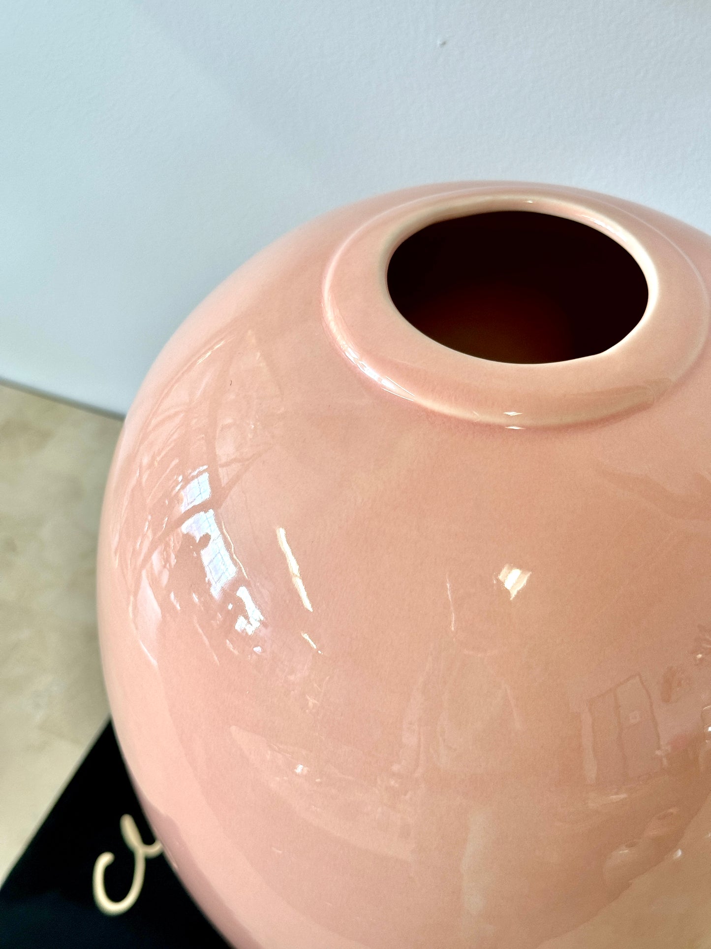Vintage 1980s Royal Haeger Deco Style Peach Vase