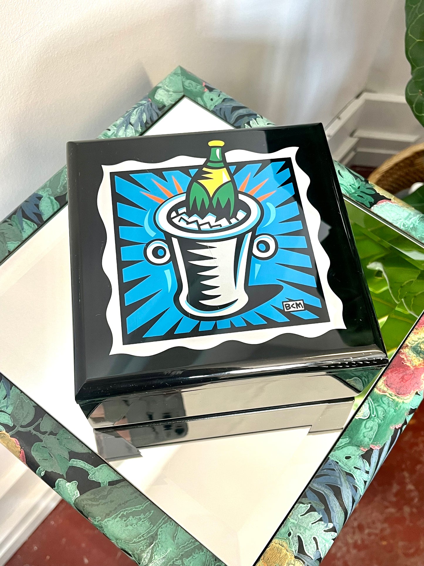 2004 Burton Morris Studios Pop Art Champagne Lacquered Trinket Box