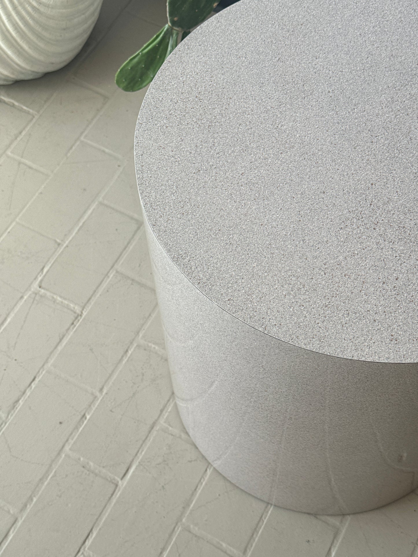 Postmodern Speckled Soft Rose Laminate Drum Side Table