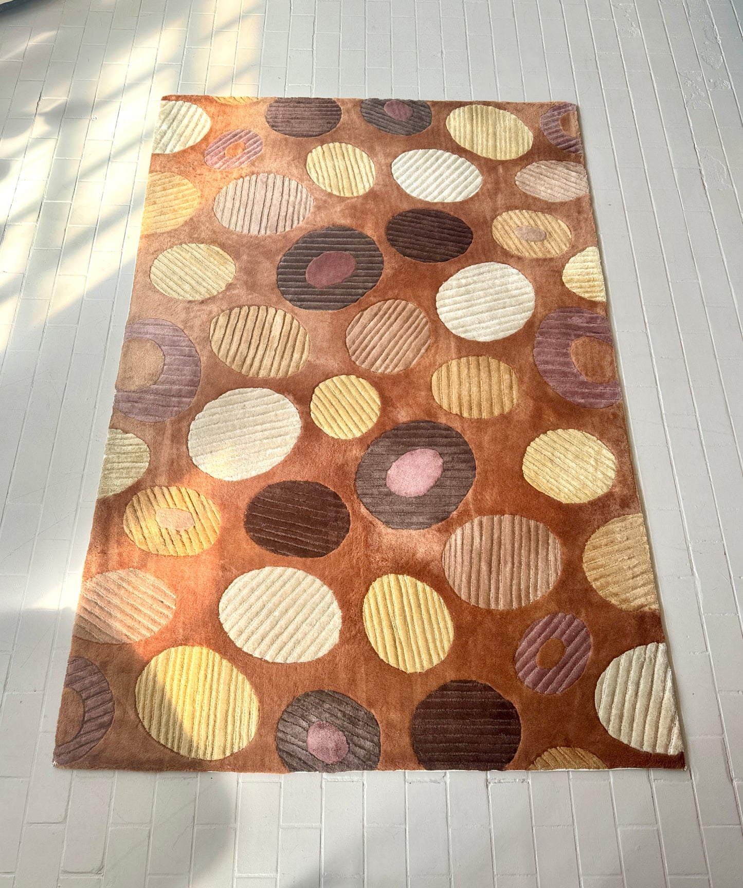 Vintage Postmodern Hand-tufted Carved Wool Area Rug