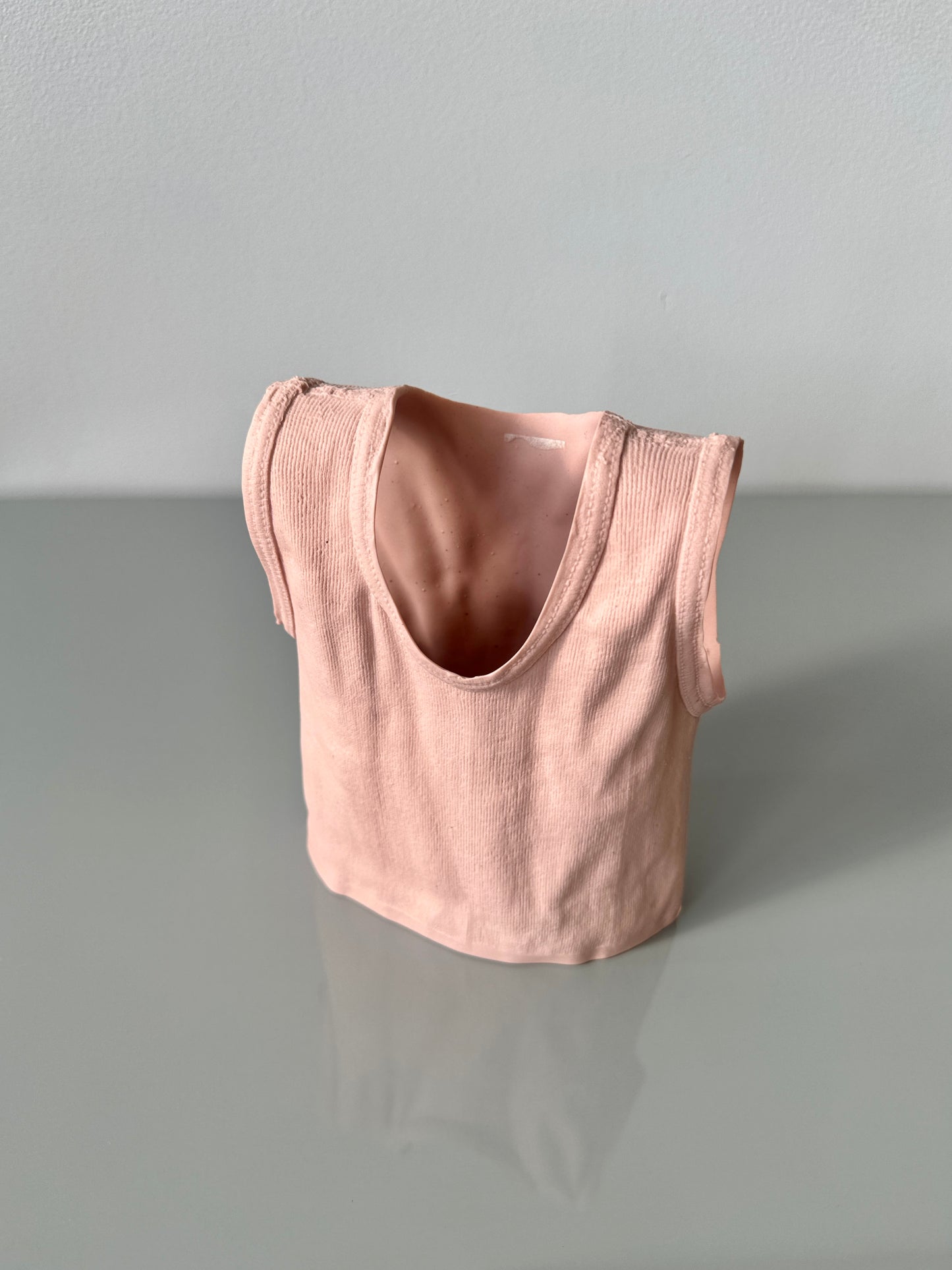 Vintage Michael Harvey Pop Art Pink T-shirt Vase