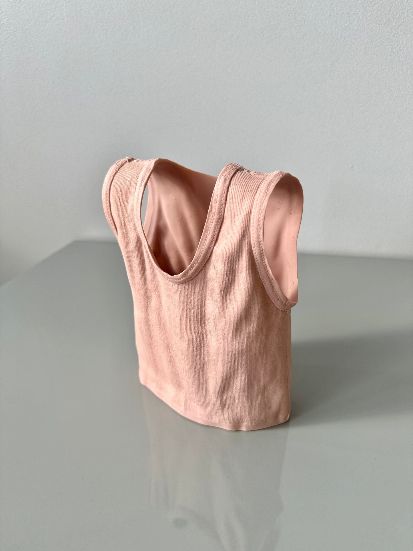 Vintage Michael Harvey Pop Art Pink T-shirt Vase
