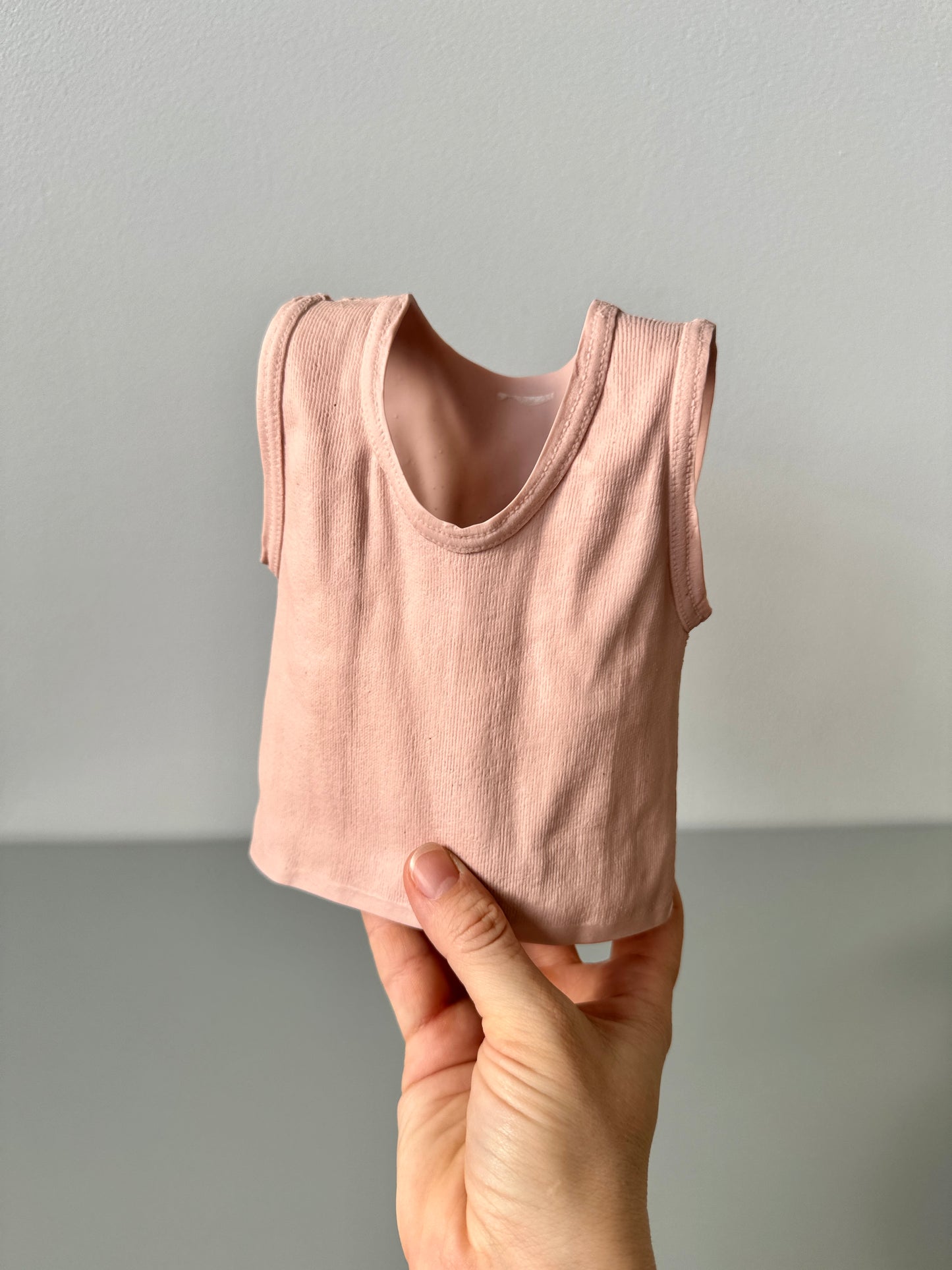 Vintage Michael Harvey Pop Art Pink T-shirt Vase