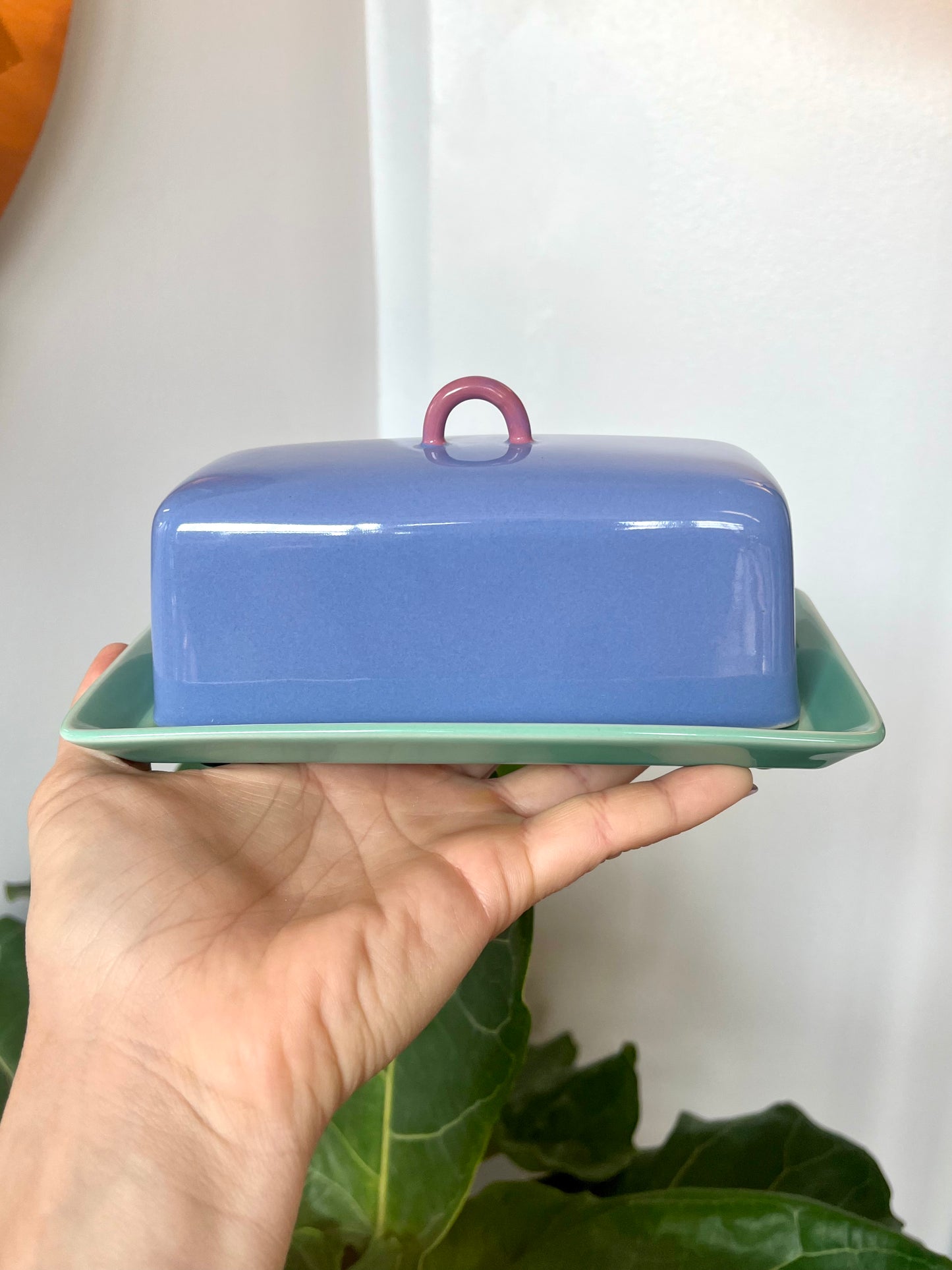 Postmodern Lindt-Stymeist Colorways Covered Butter Dish