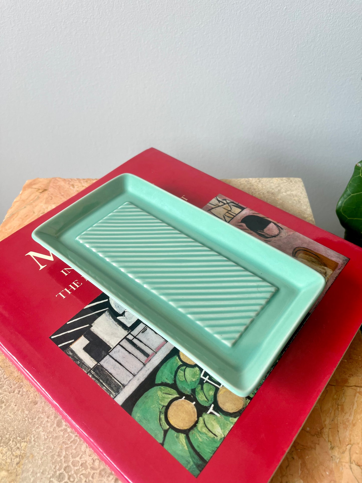 Postmodern Lindt-Stymeist Colorways Covered Butter Dish