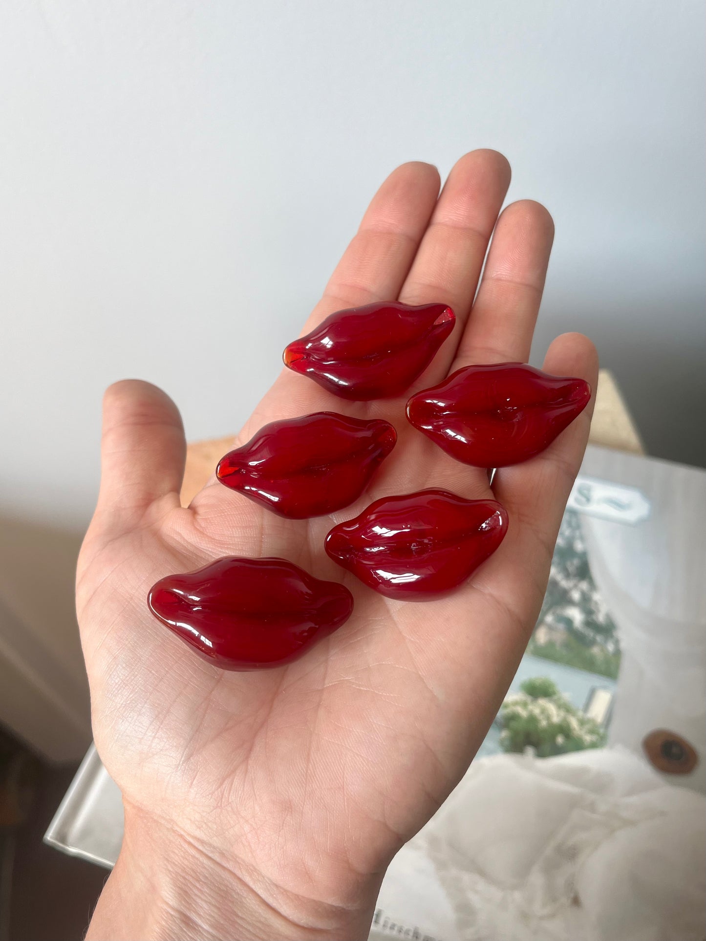 Vintage 2003 Blown Glass Red Lips