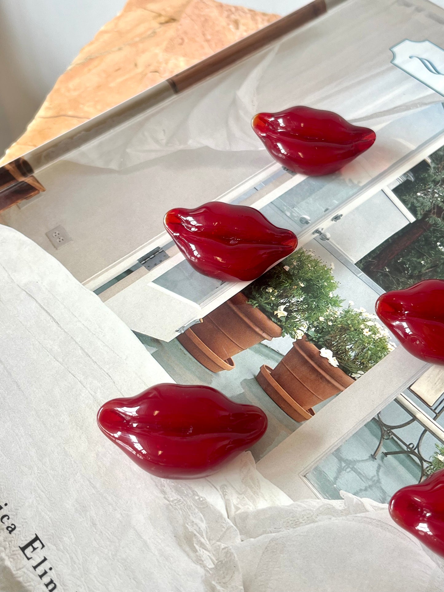 Vintage 2003 Blown Glass Red Lips