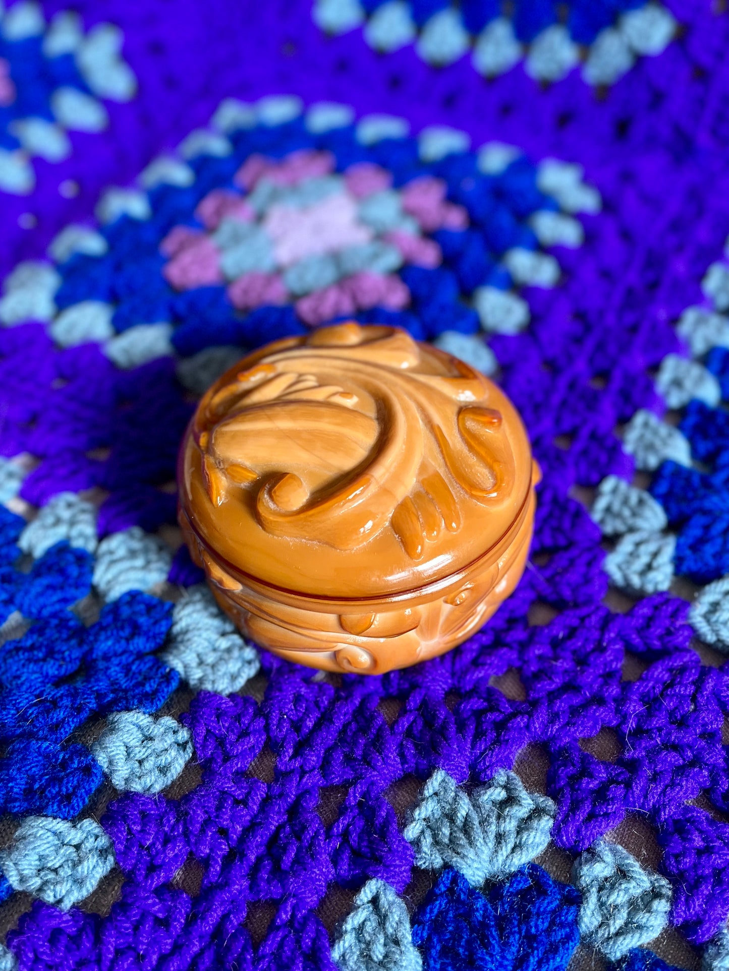 Fenton Caramel Glass Trinket Box