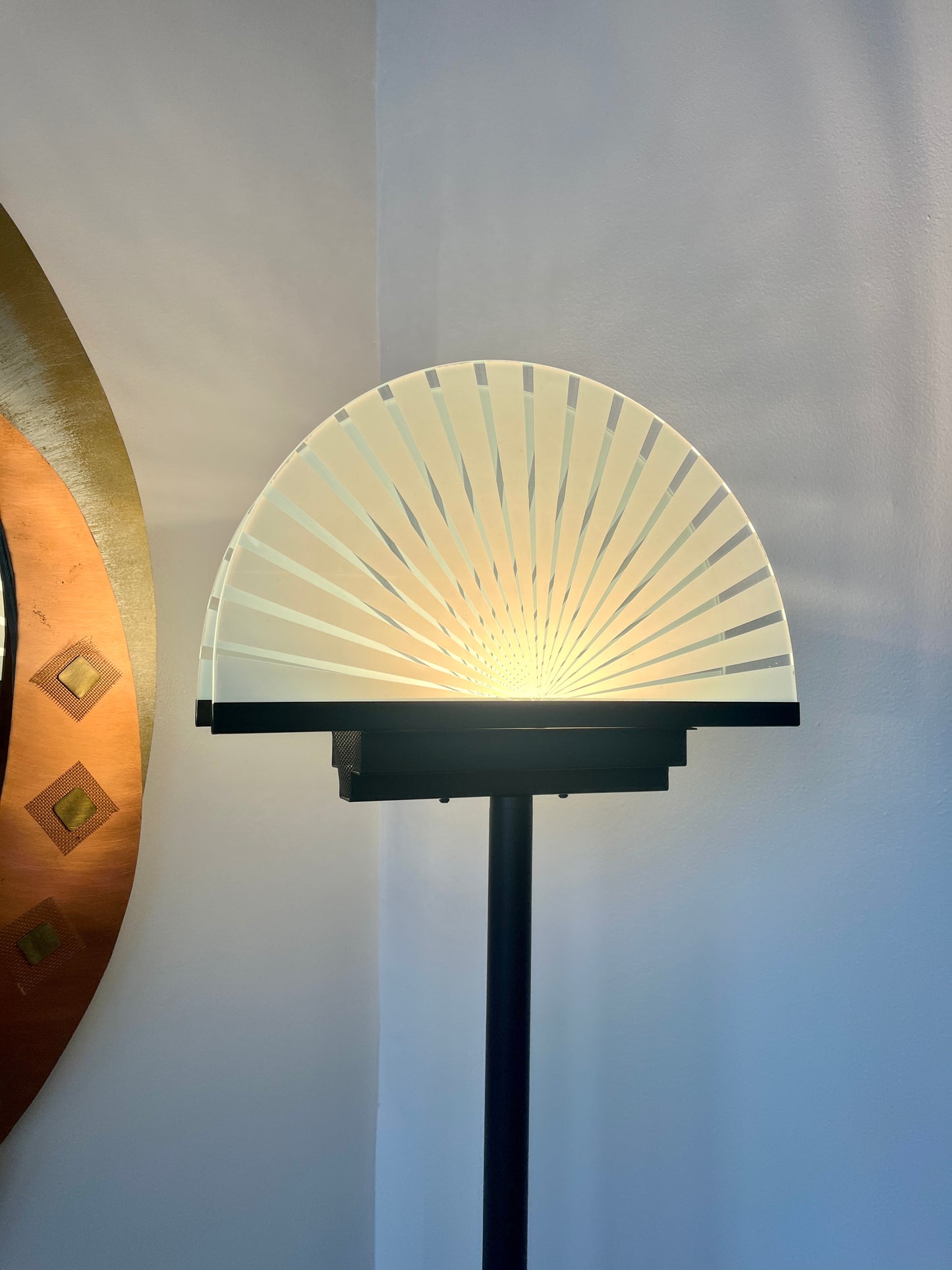 Vintage Glass Fan-shaped Dimming Floor Lamp