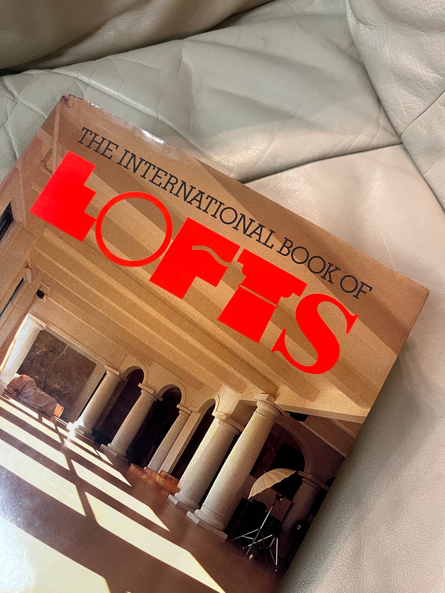 The International Book of Lofts