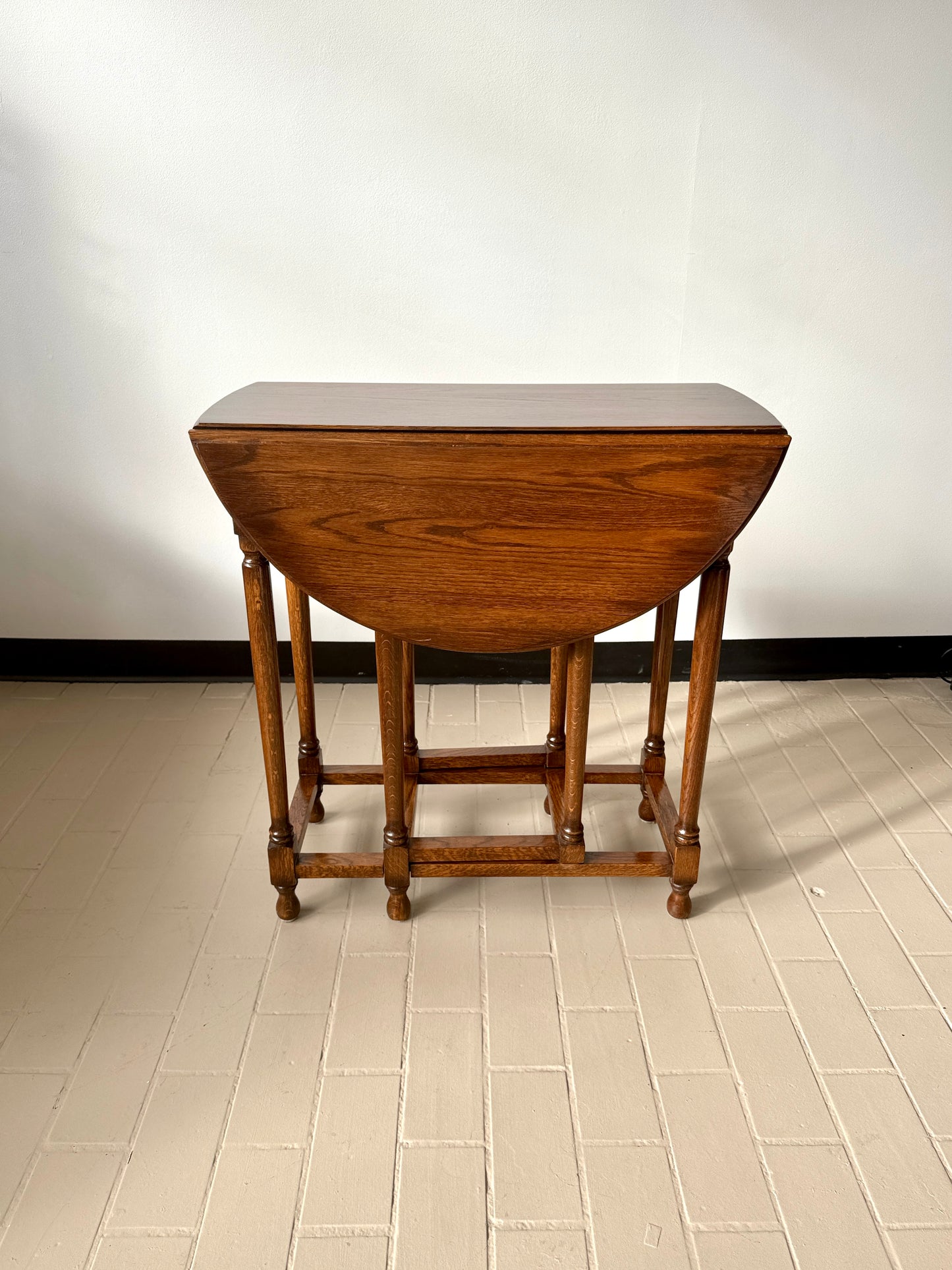 Antique Oak Gate Leg Oval Table