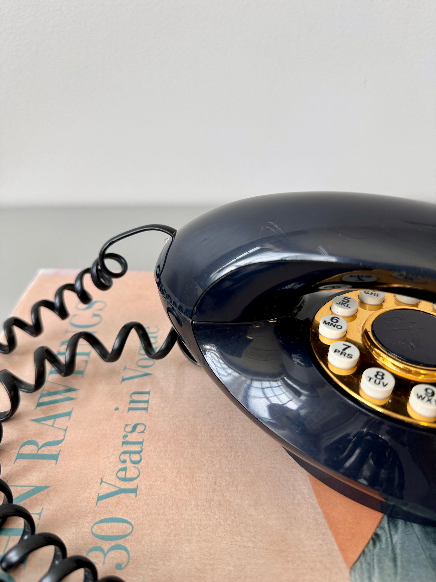 Vintage Push Button "Genie" Landline Phone