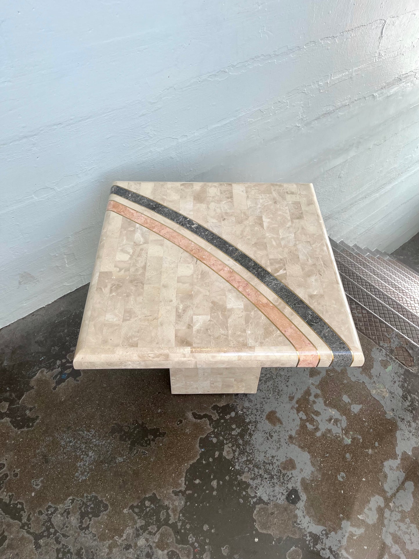 1980s Maitland Smith-style Tessellated Travertine Side Table