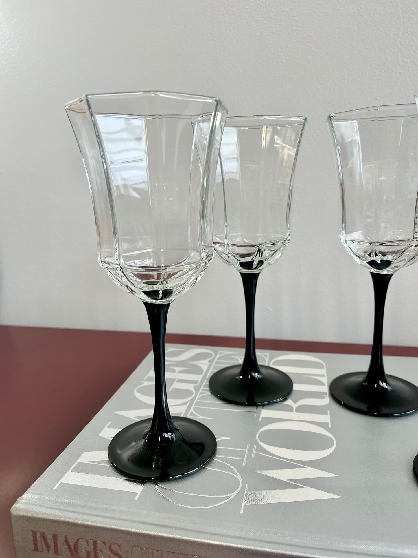 Vintage Luminarc France Verrerie Darques Octime Wine Glasses